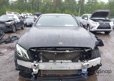 2019 Mercedes-Benz E 300 4Matic из США, поврежденный, VIN WDDZF4KB1KA546319